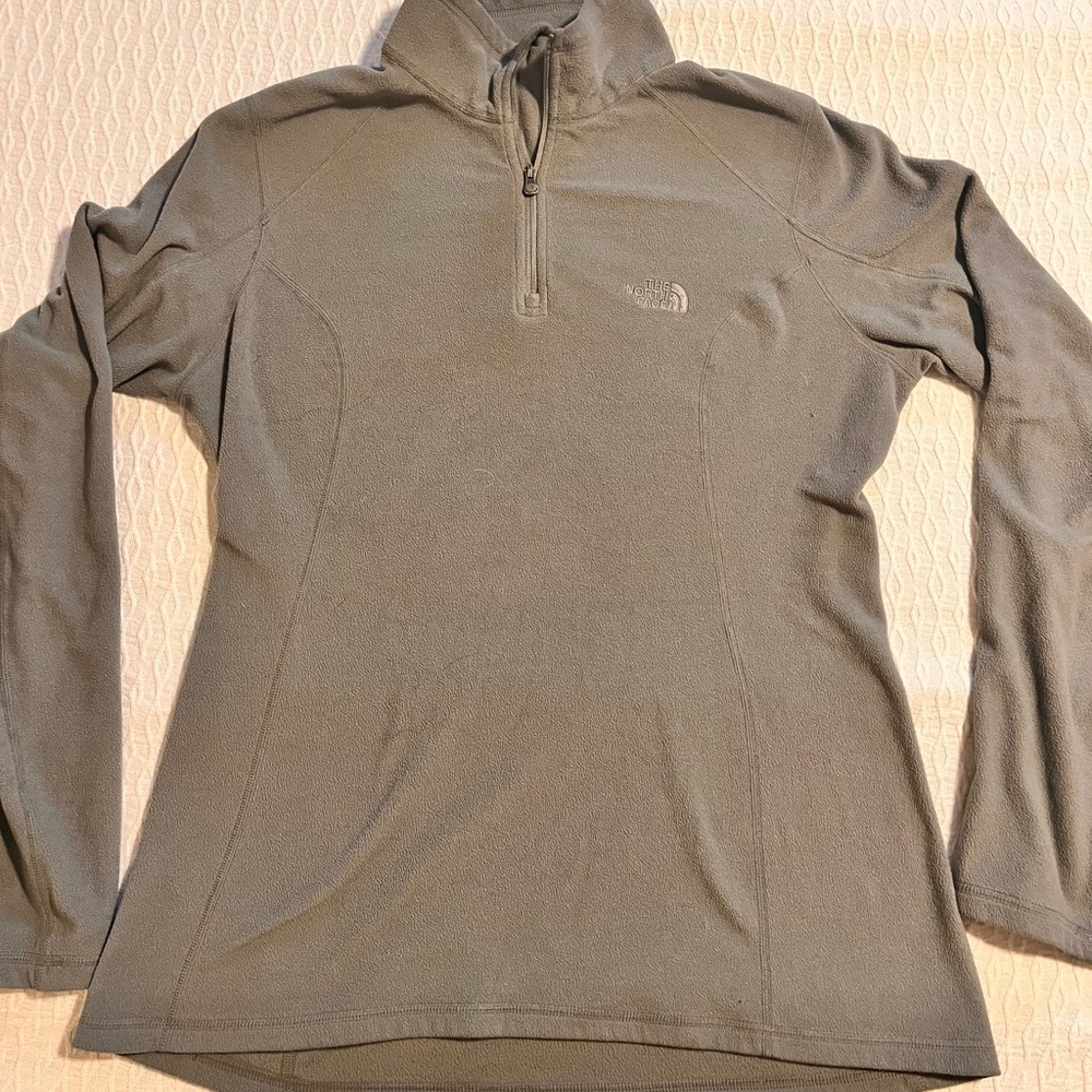 Women’s L North Face fleece 1/4 zip gray pullover